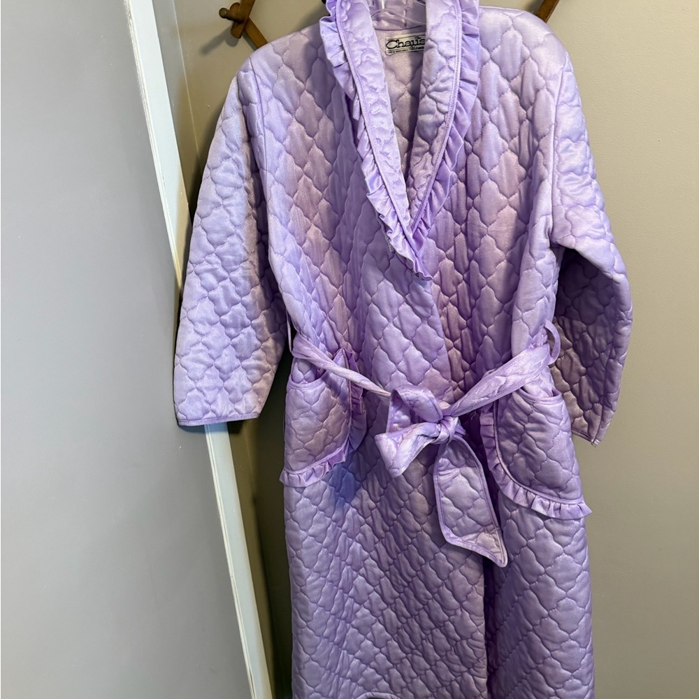 Vintage The Chaus Woman Violet Robe with ruffle details pockets original belt M - Picture 2 of 8